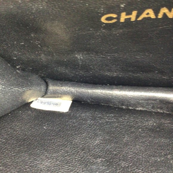 CHANEL BLACK VINTAGE 80'S QUILTED VELVET MINI FLAP BAG - Picture 12 of 13